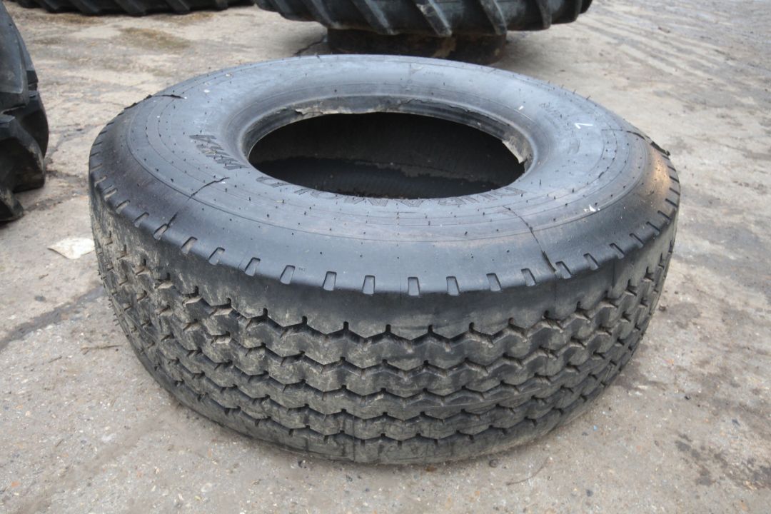 Duramoldera 425/65R22.5 tyre. V - Image 3 of 5
