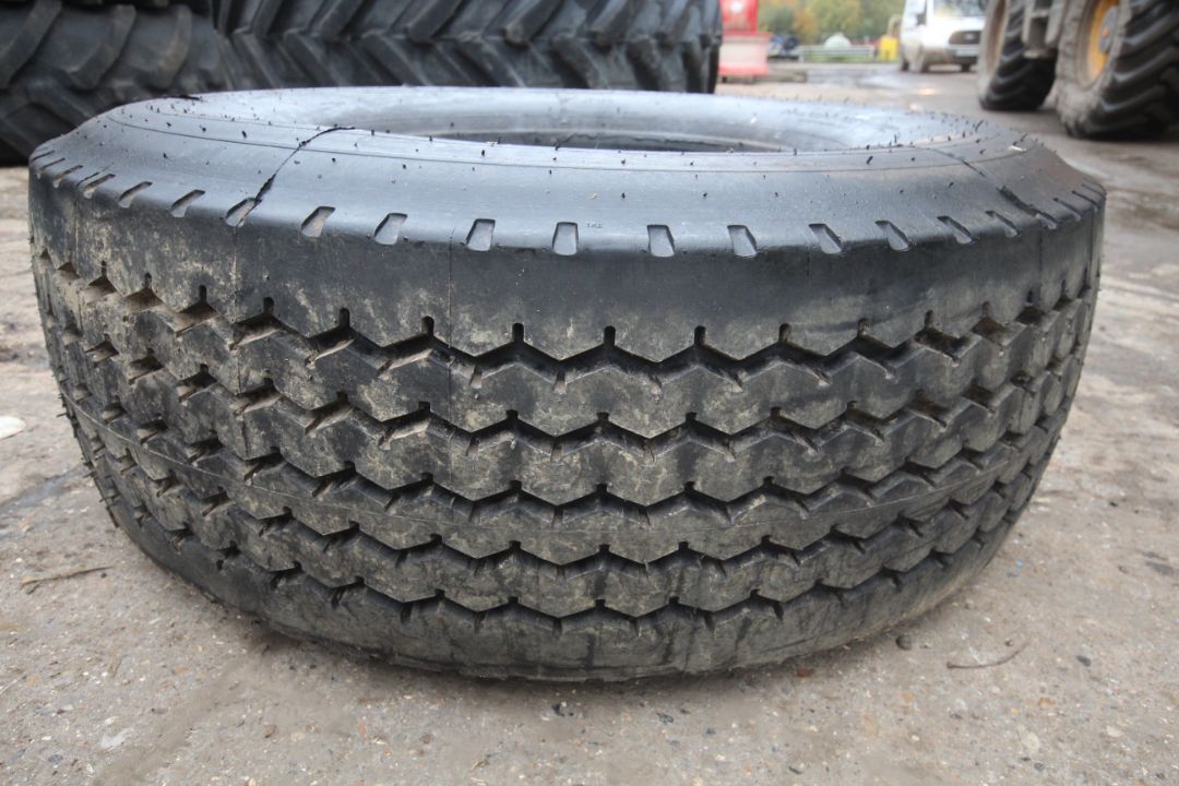Duramoldera 425/65R22.5 tyre. V - Image 5 of 5