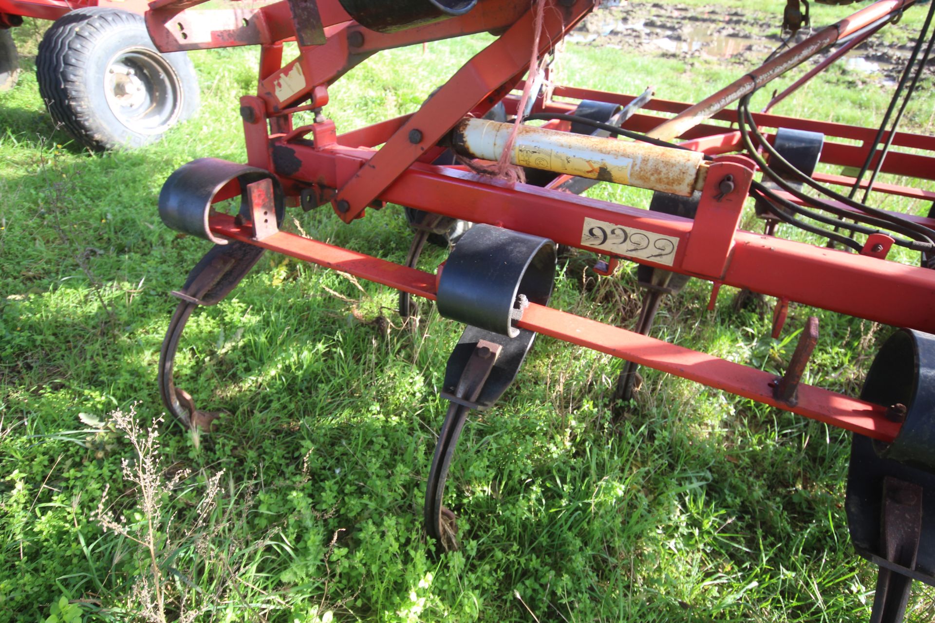 Kongskilde 6m hydraulic folding Vibroflex. Tungsten tips. V - Image 12 of 21