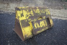 Sanderson aggregate bucket. Included by kind permi