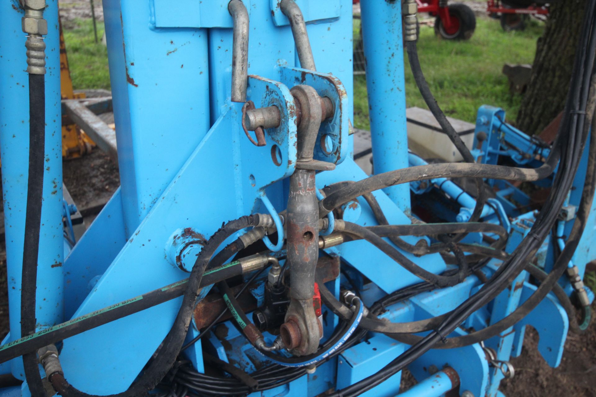 Monosem Meca 2000 12 row MK 4 beet drill. With V4 seed units, pre-em markers and electric seed - Image 5 of 29