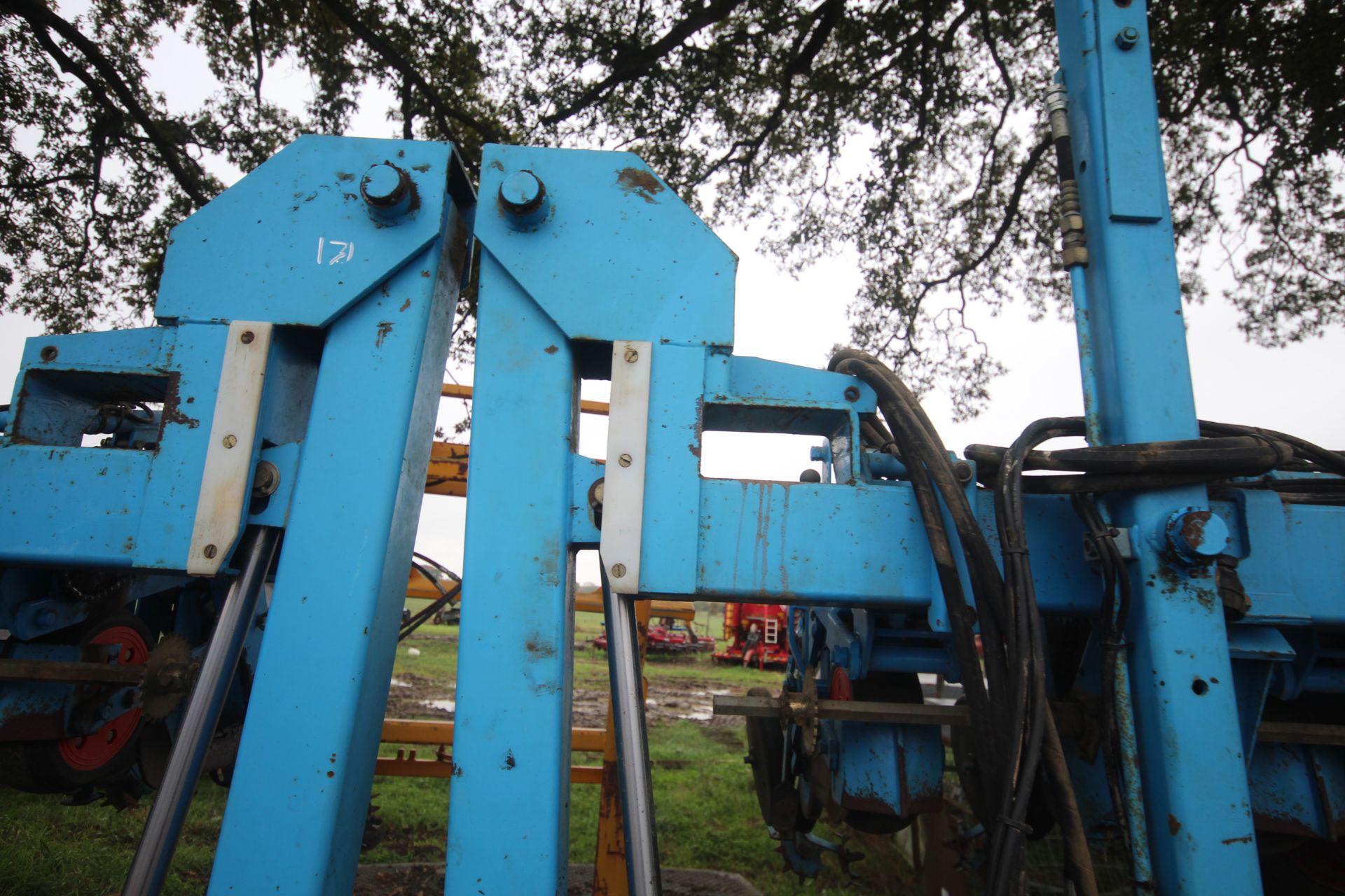 Monosem Meca 2000 12 row MK 4 beet drill. With V4 seed units, pre-em markers and electric seed - Image 10 of 29