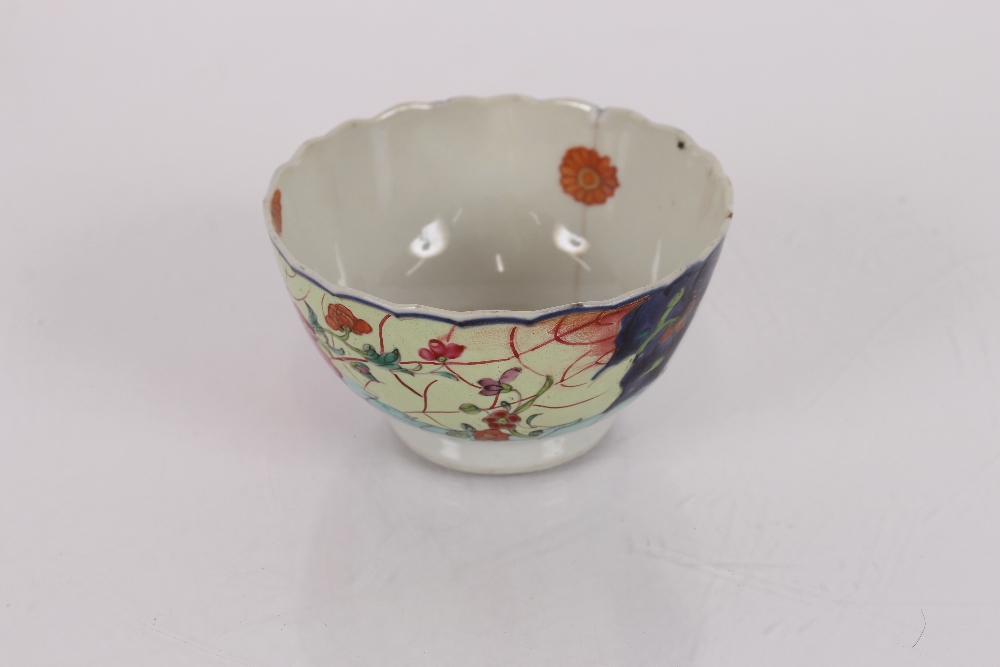 A Chinese tea bowl, with tobacco leaf decoration; an Oriental saucer dish; a Newhall similar; a - Image 7 of 10