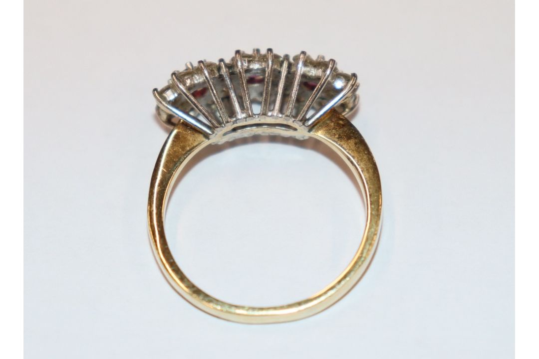 An 18ct gold diamond and ruby set ring - Image 4 of 8