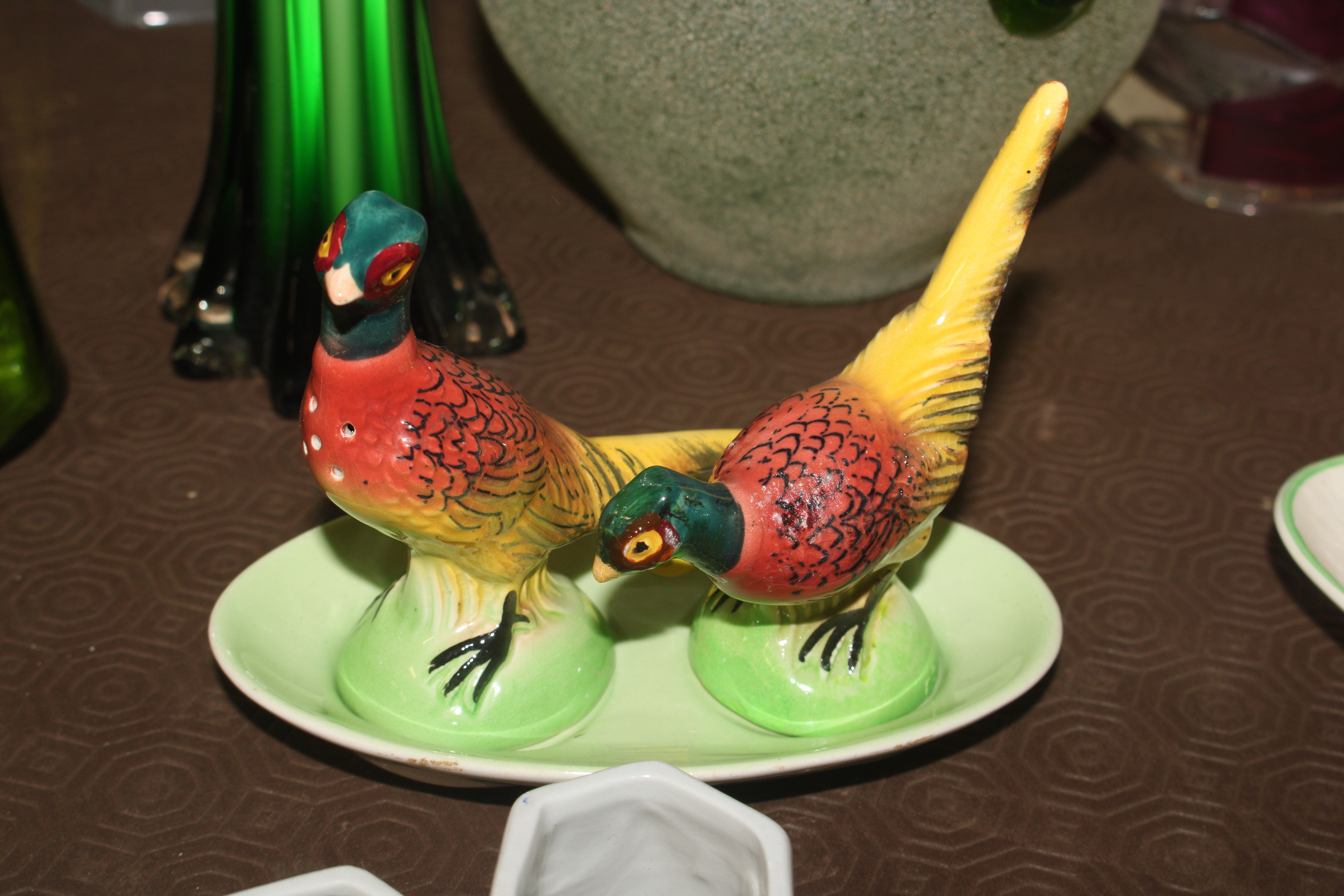 A Crown Devon cruet set in the form of chicken and - Image 6 of 9