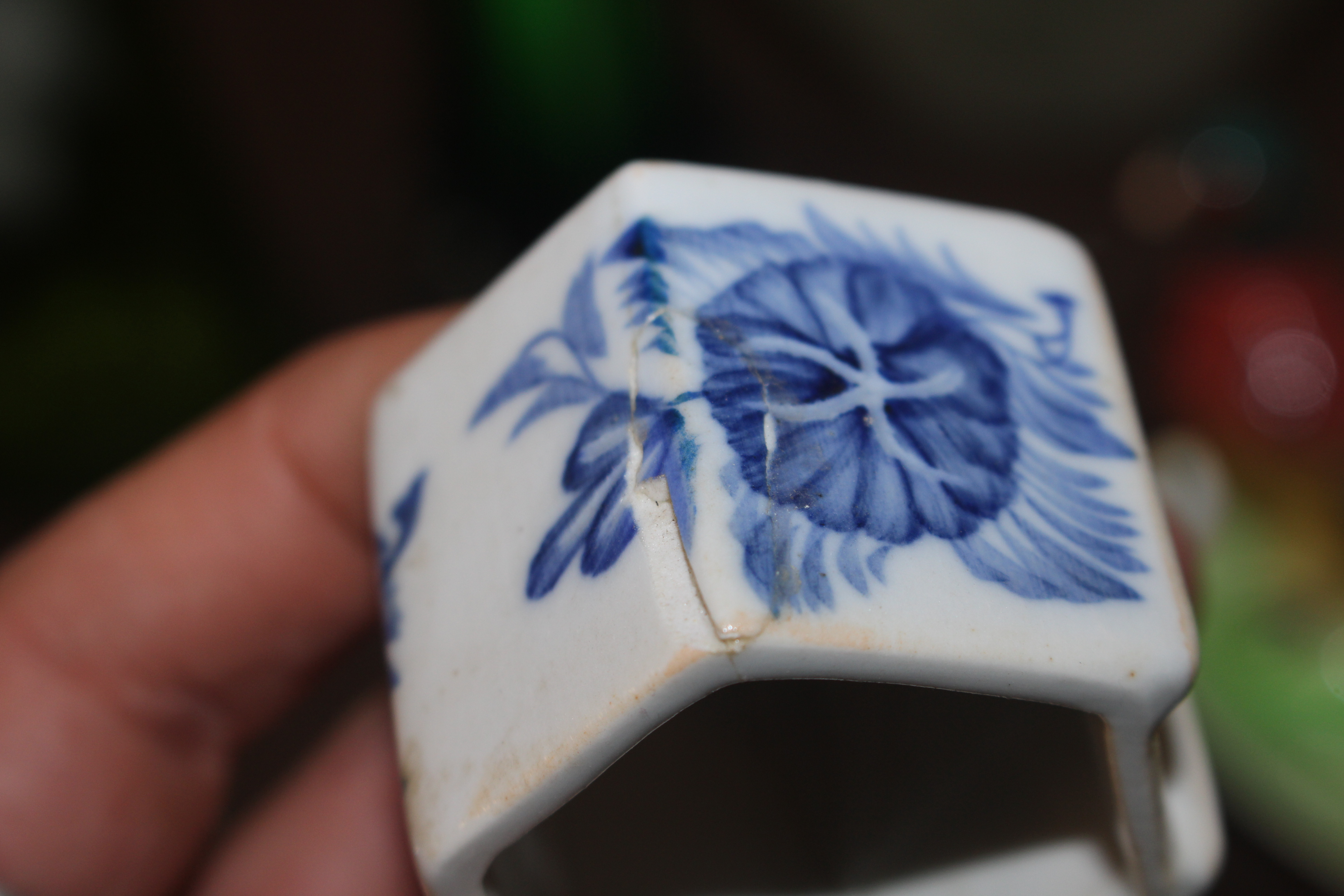 A Crown Devon cruet set in the form of chicken and - Image 5 of 9