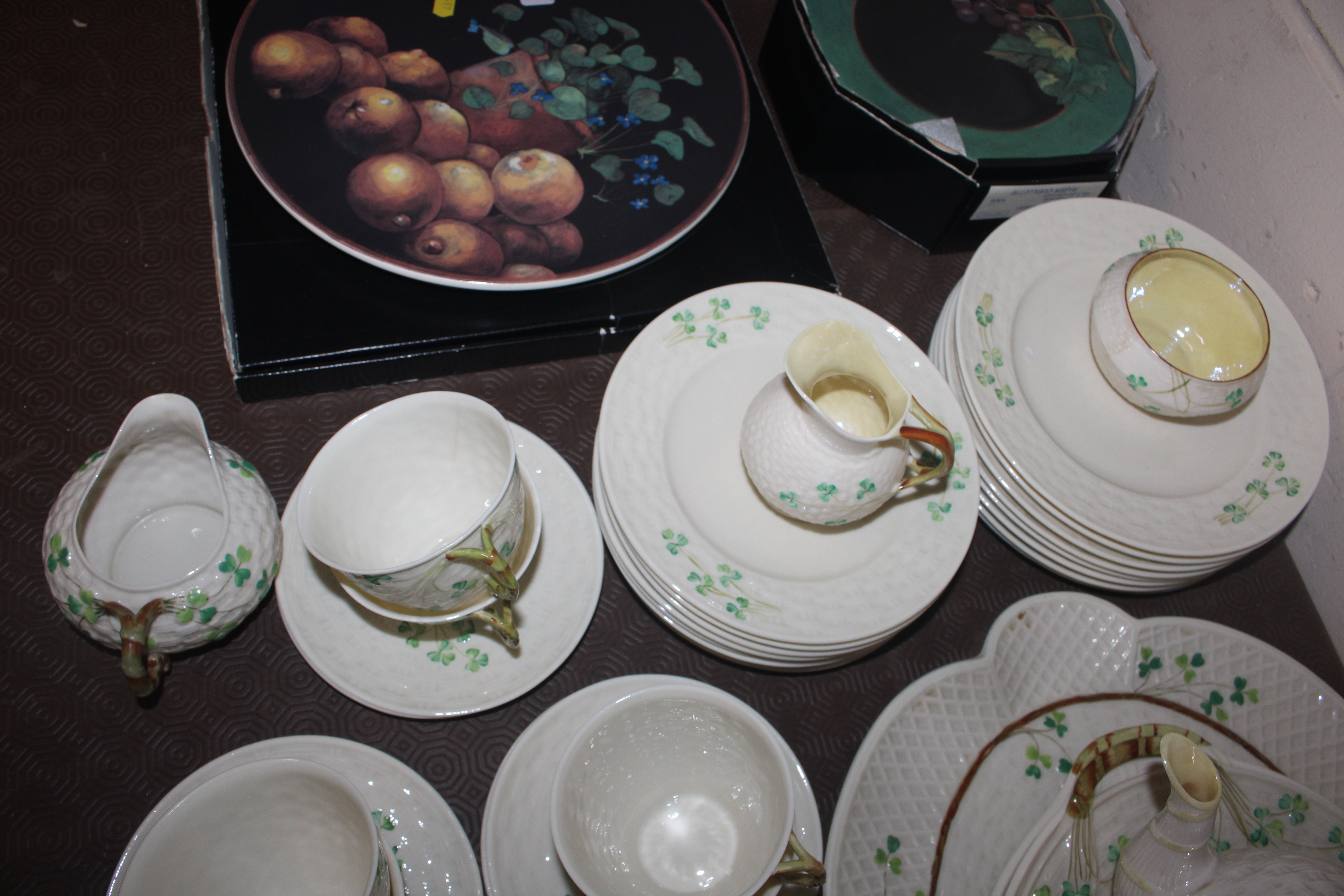 A collection of Belleek basket ware "Shamrock" din - Image 4 of 8