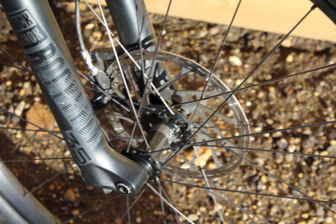 2019 Specialized Levo e-bike. Size medium with 29in Roval Traverse wheels, Sram Level T disc brakes, - Image 3 of 32