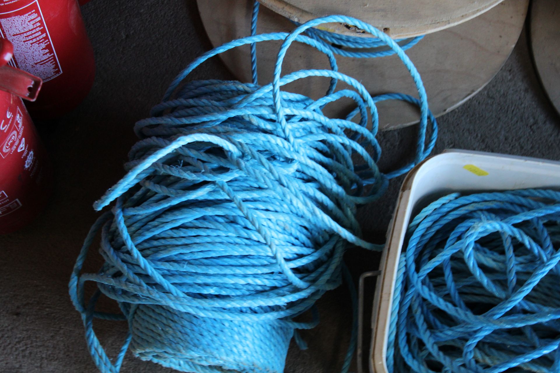 Large quantity of rope. V CAMPSEA ASHE - Image 3 of 5