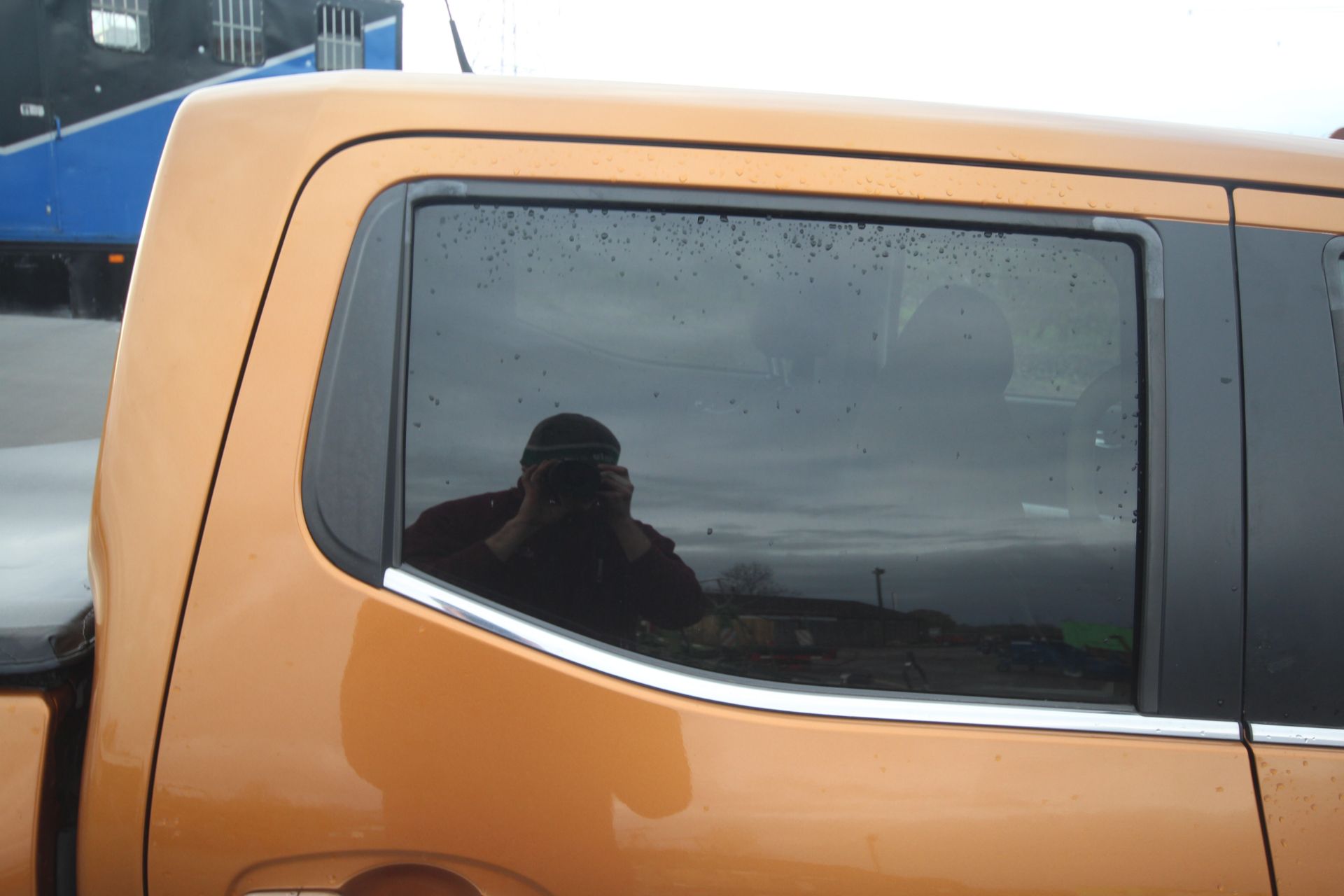 Nissan Navara NP300 manual double-cab pick-up. Registration YC16 XSY. Date of first registration - Image 43 of 80