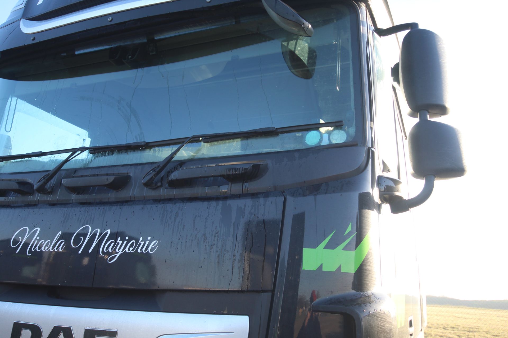 DAF XF 480 FTG 6X2 Euro 6D auto mid-lift and steer 44T unit. Registration P77 MGL. Date of first - Image 10 of 120