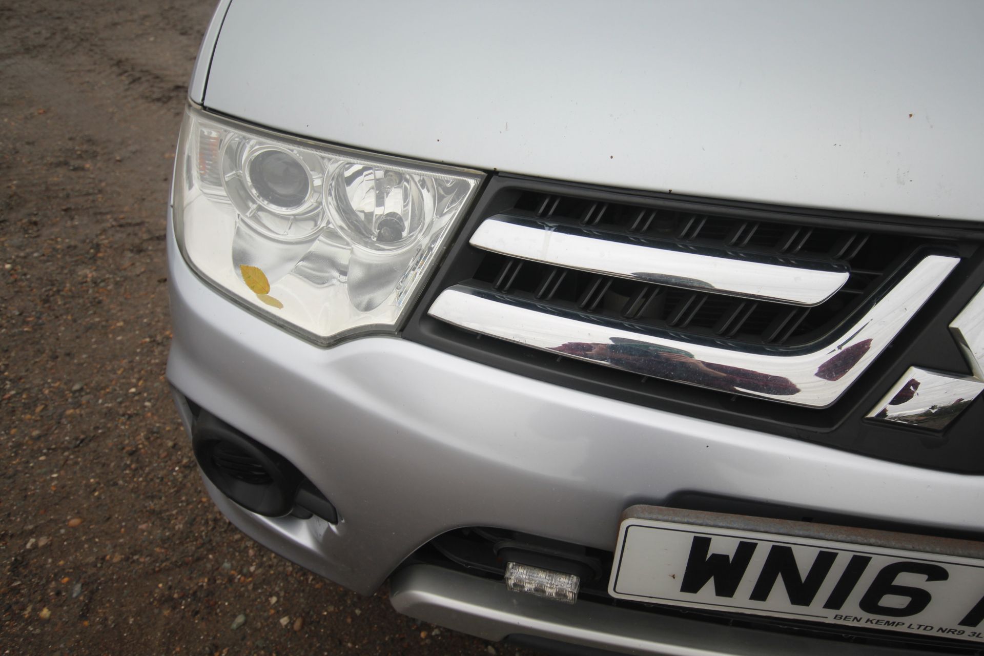Mitsubishi L200 manual king-cab pick-up. Registration WN16 FMU. Date of first registration 14/03/ - Image 64 of 86
