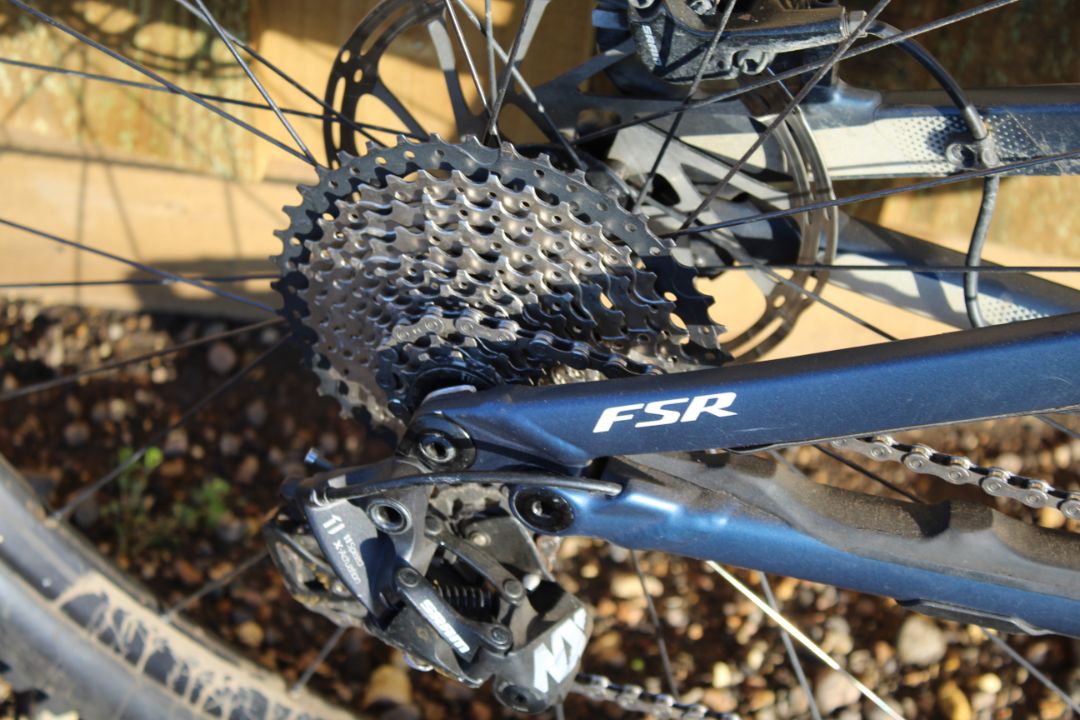 2019 Specialized Levo e-bike. Size medium with 29in Roval Traverse wheels, Sram Level T disc brakes, - Image 12 of 32