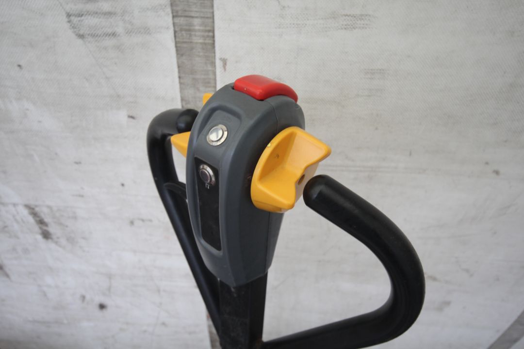 EP Equipment 1.5T electric pallet truck. 2022. With battery and charger. V RENDLESHAM - Image 2 of 15