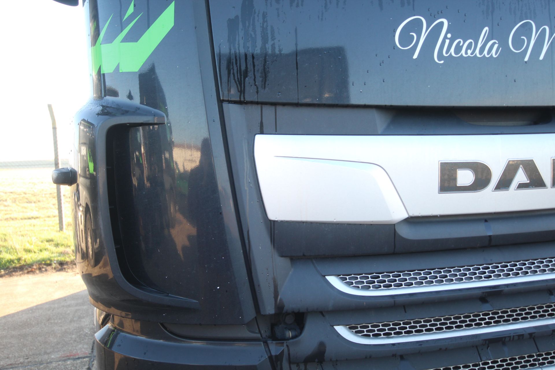 DAF XF 480 FTG 6X2 Euro 6D auto mid-lift and steer 44T unit. Registration P77 MGL. Date of first - Image 6 of 120