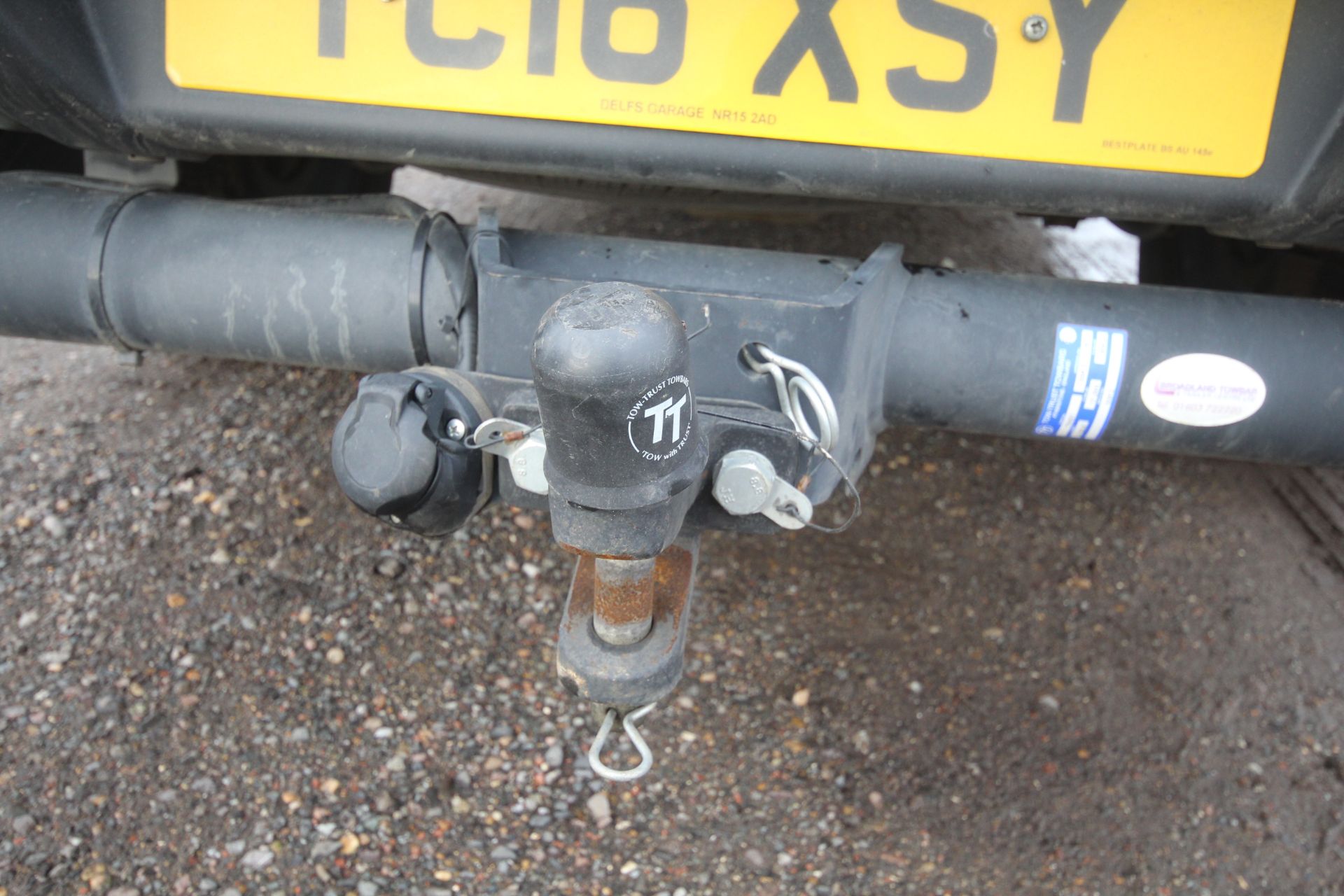 Nissan Navara NP300 manual double-cab pick-up. Registration YC16 XSY. Date of first registration - Image 29 of 80