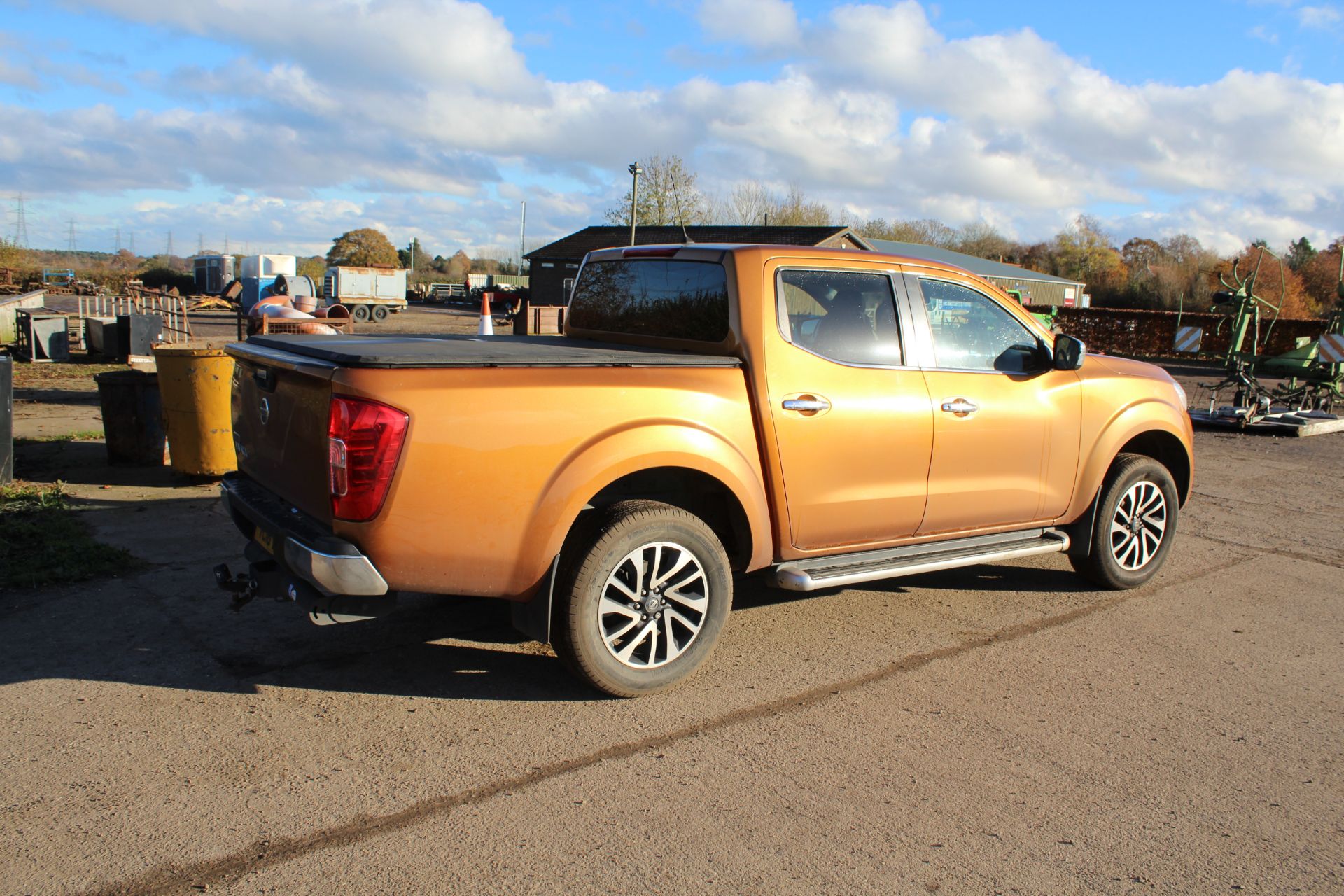 Nissan Navara NP300 manual double-cab pick-up. Registration YC16 XSY. Date of first registration - Image 3 of 80