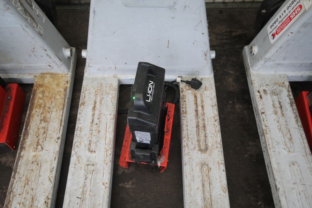 EP Equipment 1.5T electric pallet truck. 2022. With battery and charger. V RENDLESHAM - Image 9 of 15