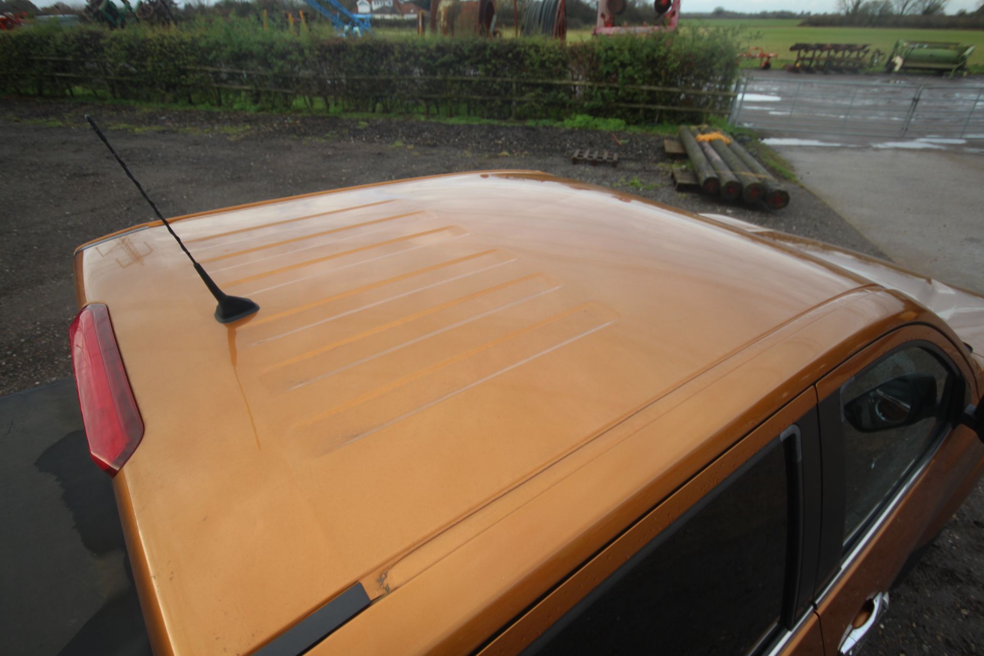 Nissan Navara NP300 manual double-cab pick-up. Registration YC16 XSY. Date of first registration - Image 42 of 80