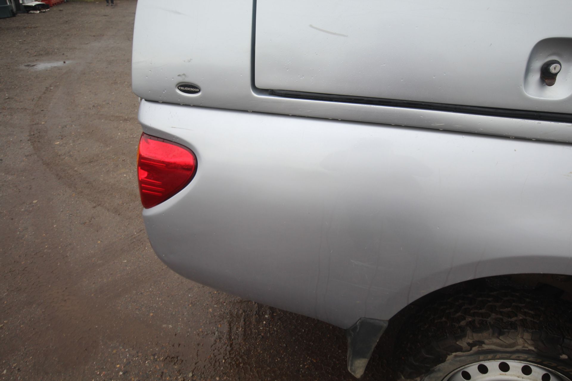 Mitsubishi L200 manual king-cab pick-up. Registration WN16 FMU. Date of first registration 14/03/ - Image 48 of 86