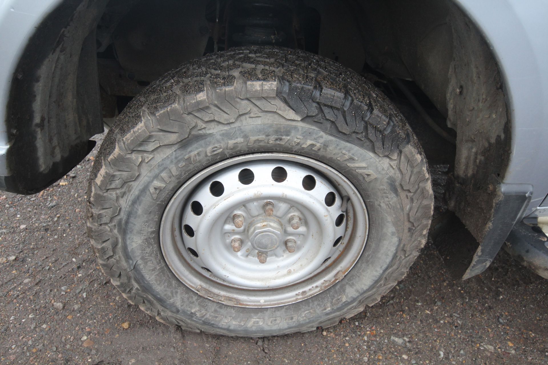 Mitsubishi L200 manual king-cab pick-up. Registration WN16 FMU. Date of first registration 14/03/ - Image 20 of 86