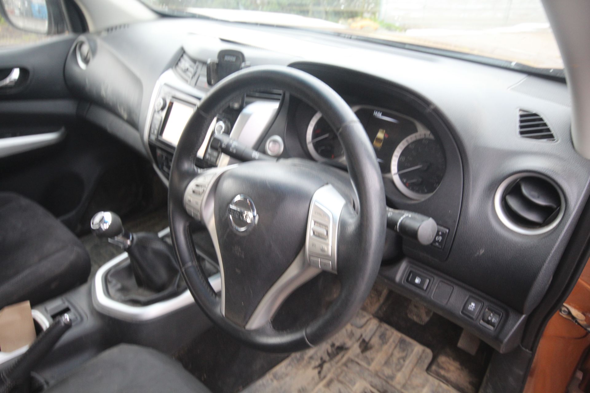 Nissan Navara NP300 manual double-cab pick-up. Registration YC16 XSY. Date of first registration - Image 65 of 80