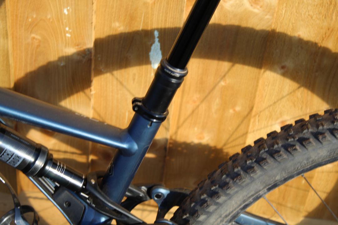 2019 Specialized Levo e-bike. Size medium with 29in Roval Traverse wheels, Sram Level T disc brakes, - Image 23 of 32