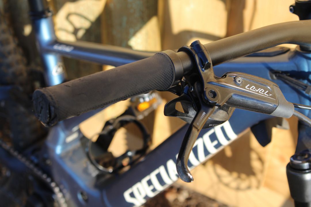 2019 Specialized Levo e-bike. Size medium with 29in Roval Traverse wheels, Sram Level T disc brakes, - Image 5 of 32