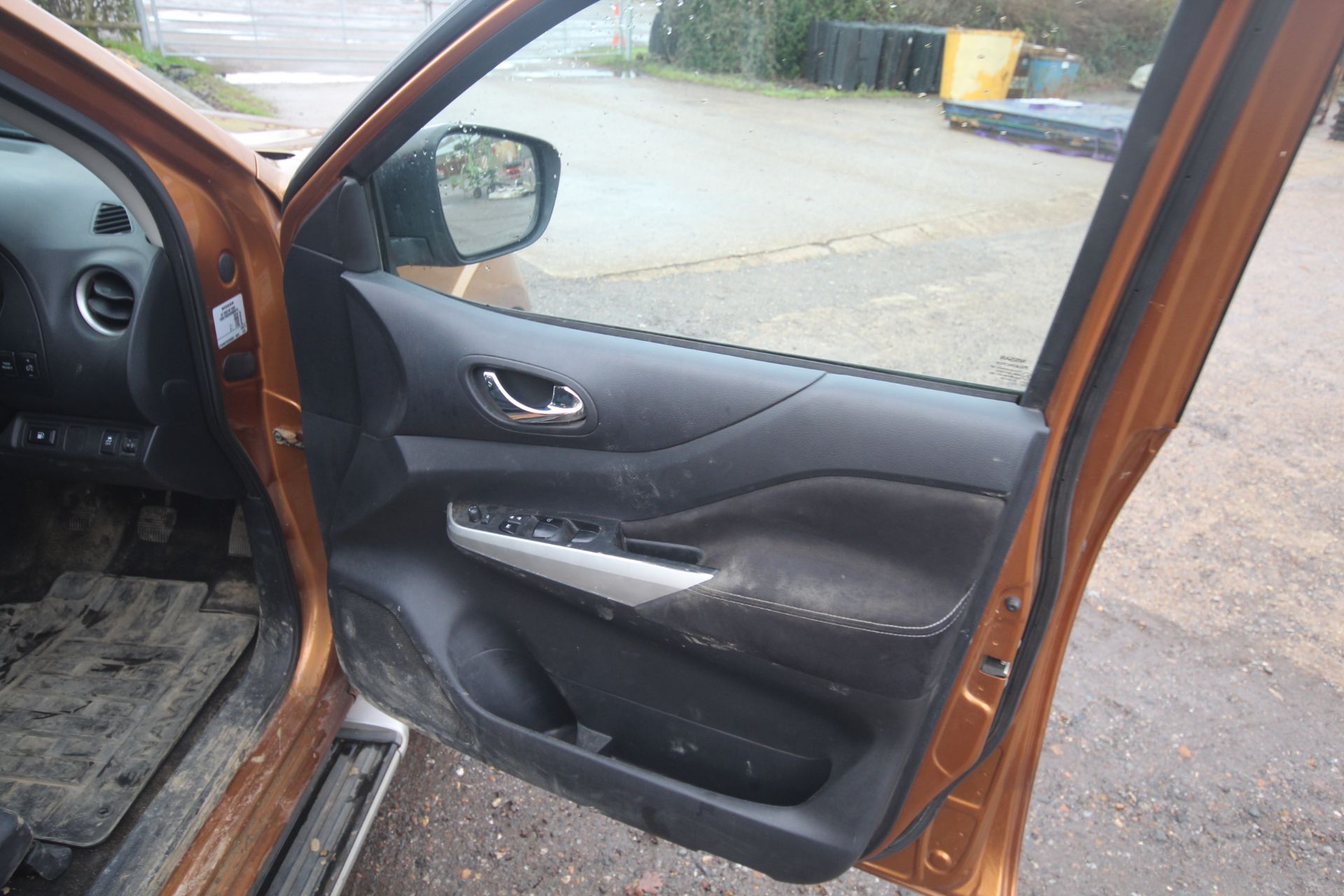 Nissan Navara NP300 manual double-cab pick-up. Registration YC16 XSY. Date of first registration - Image 63 of 80