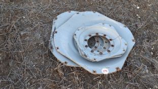 2 x Front and 2 x Rear Stocks row crop centres 10 stud