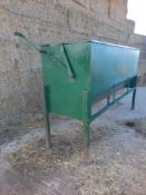 10ft feed bin,