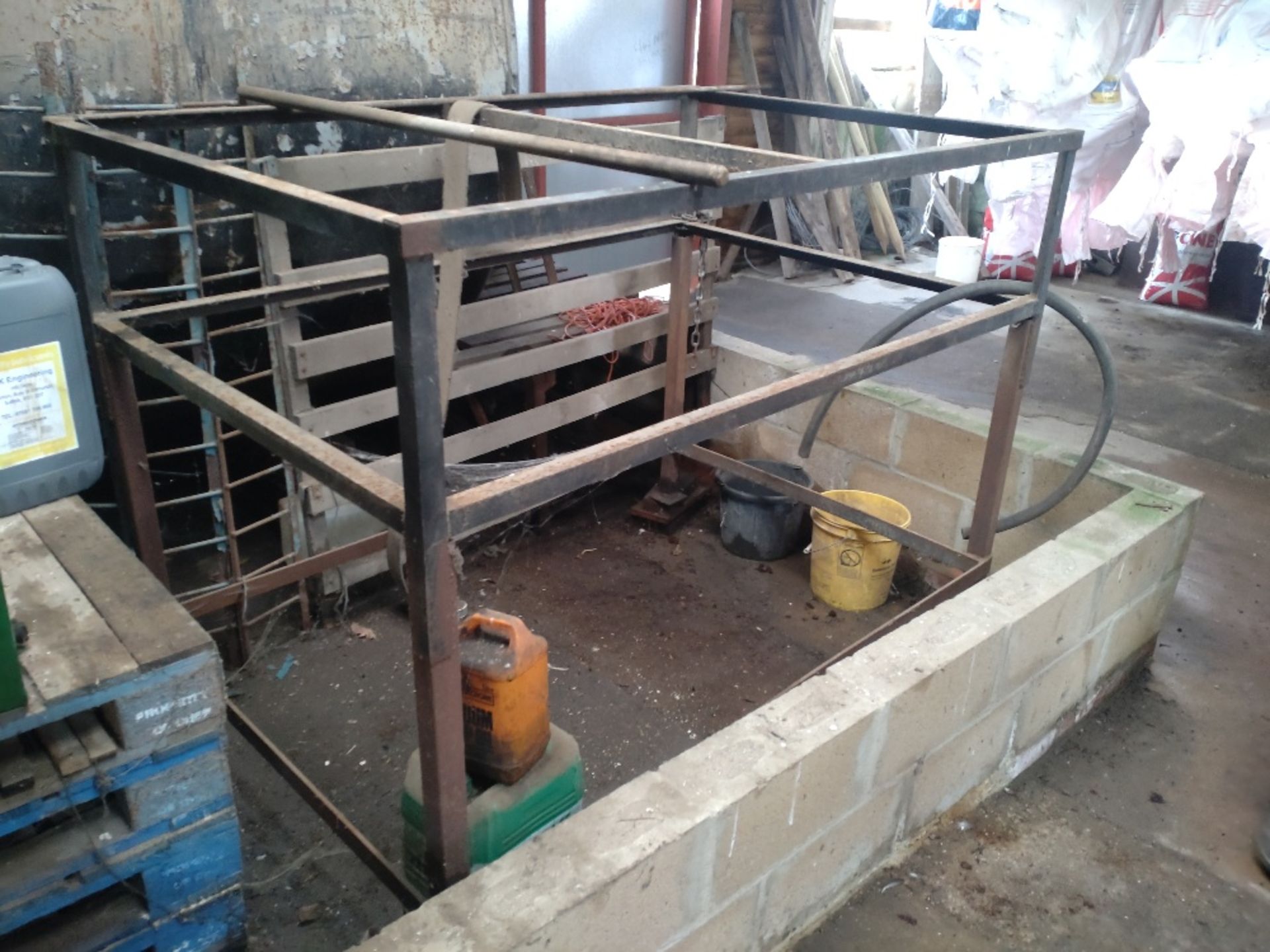 Tank frame