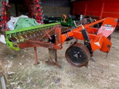 3 leg Spaldings flat lift with 3m packer