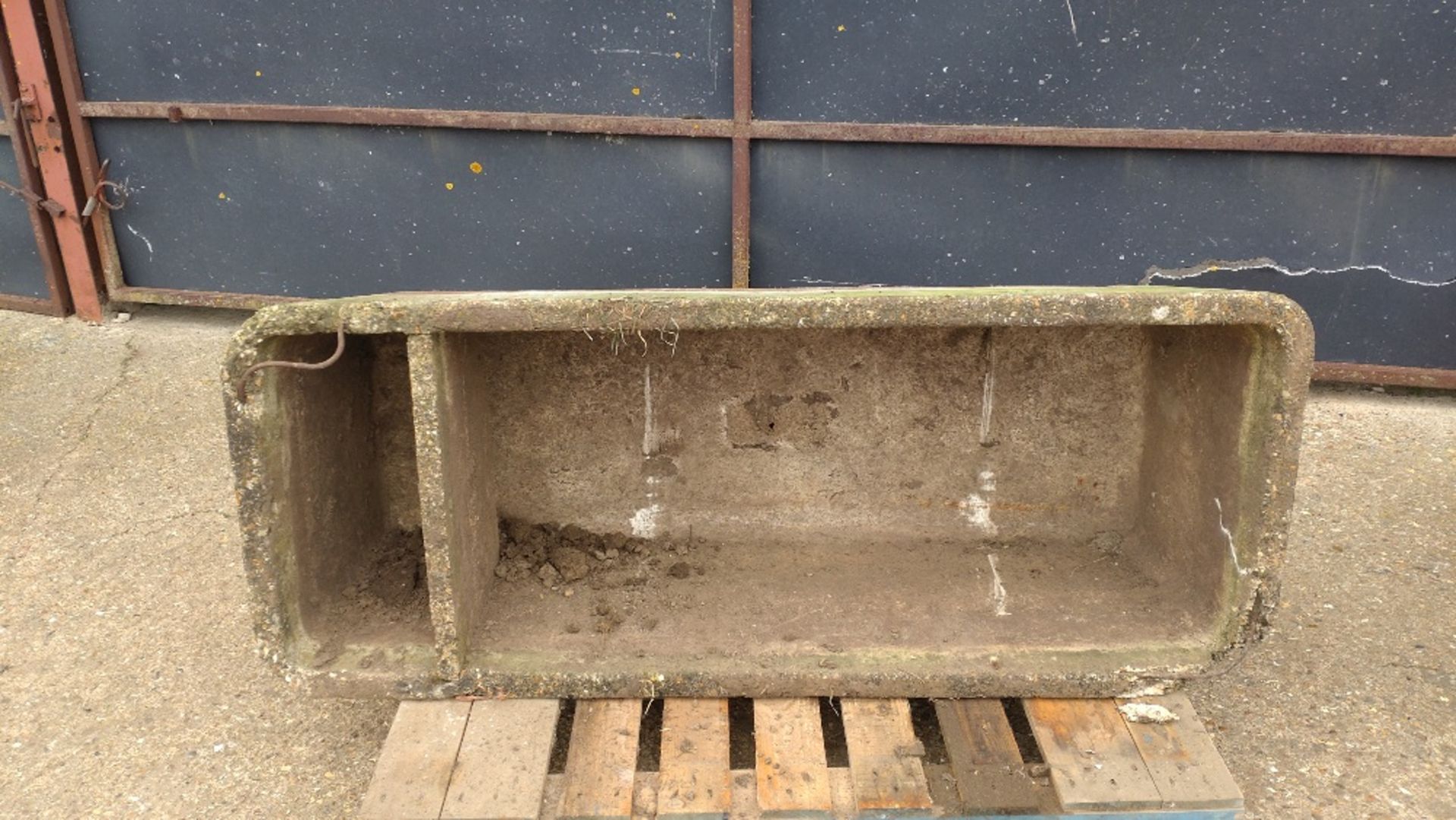Concrete planter