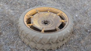 Pair Row crop wheels and tyres 8.
