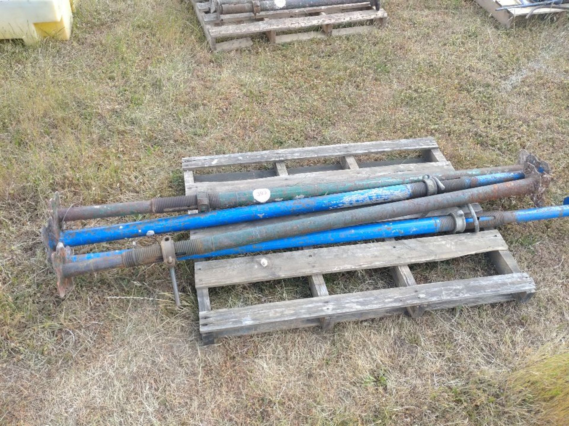 4 x Large steel acro's