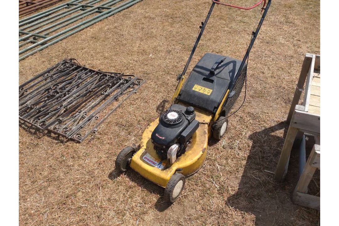 Lawnmower,