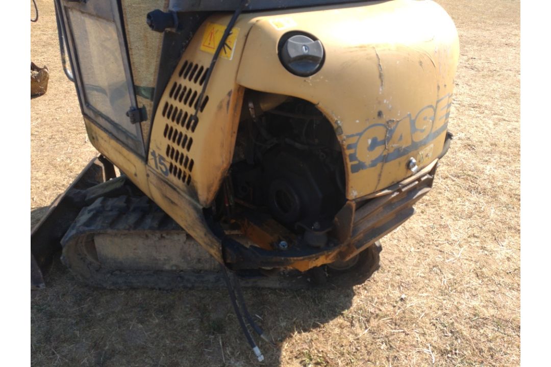 Case 15 Mini Digger - Image 2 of 3
