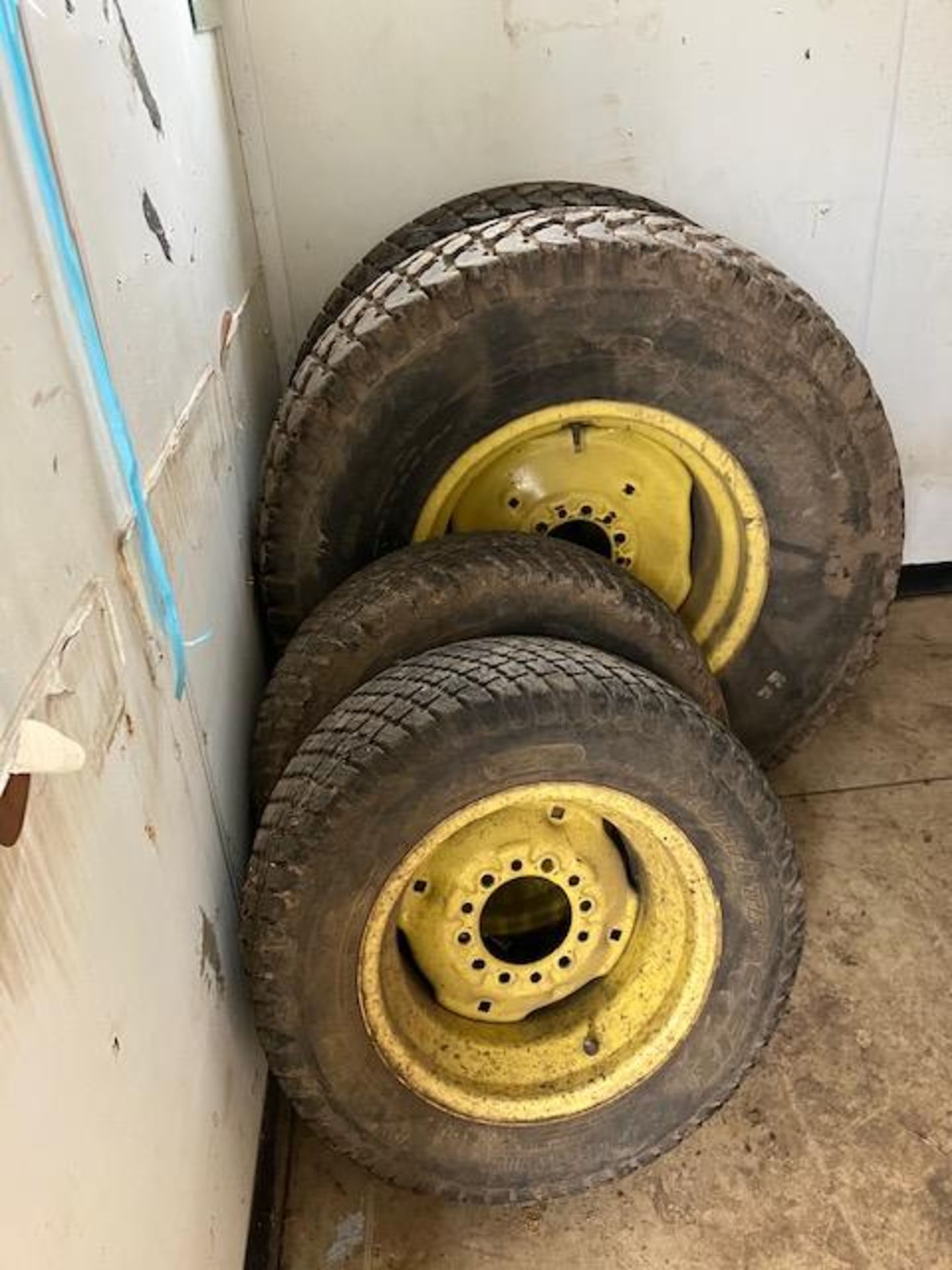 Turf tyres to fit John Deere compact tractor