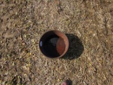 Round cast iron pig bowl,