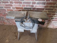 Wood planer