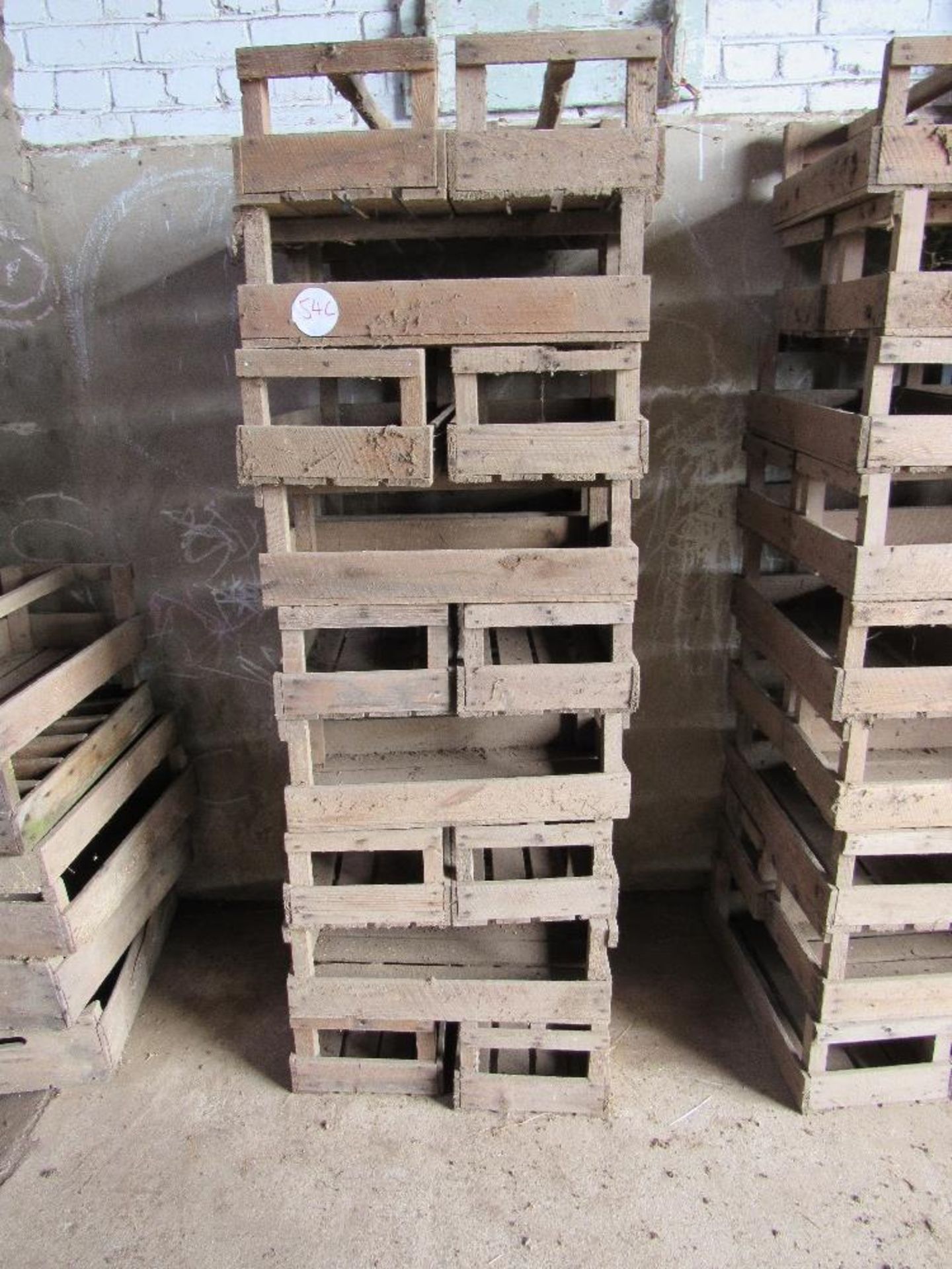 18 x Vintage vegetable boxes with carved wooden handles