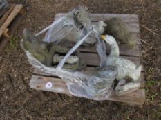 6 x Various concrete garden ornaments,