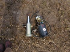 Transit tipper pump and ram,