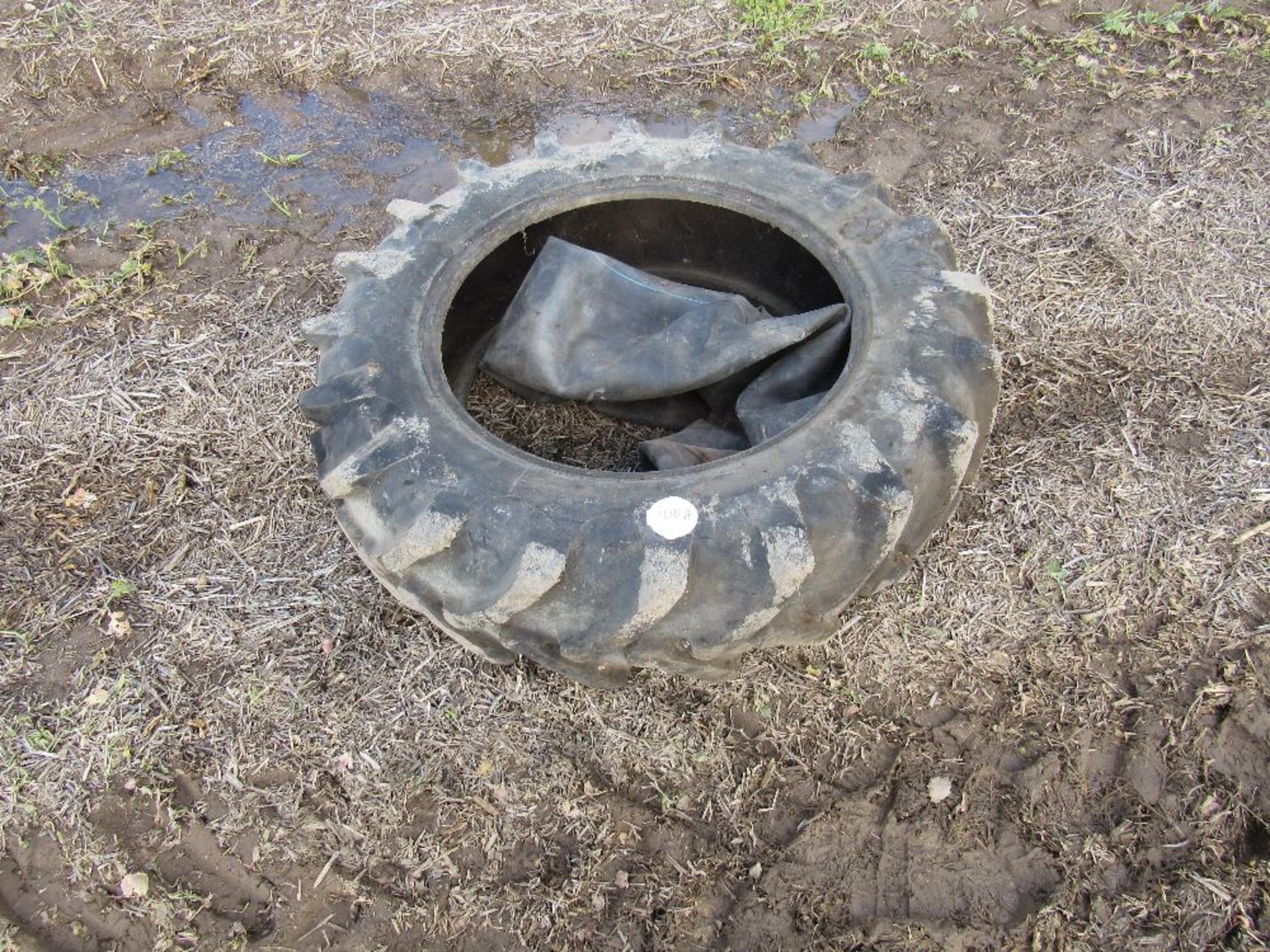 Tyre and inner tube 12/4-11-28