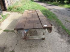 Work bench with Record vice