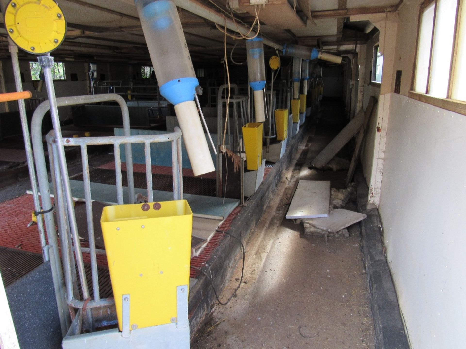 22 x Drop feed system, - Image 2 of 3