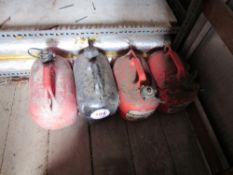4 x Plastic 1 gallon cans