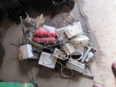 Quantity of light fittings