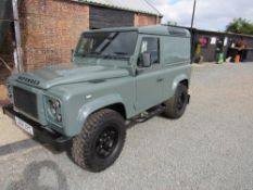 Land Rover Defender 90 SWB Hard top. Manual 2.
